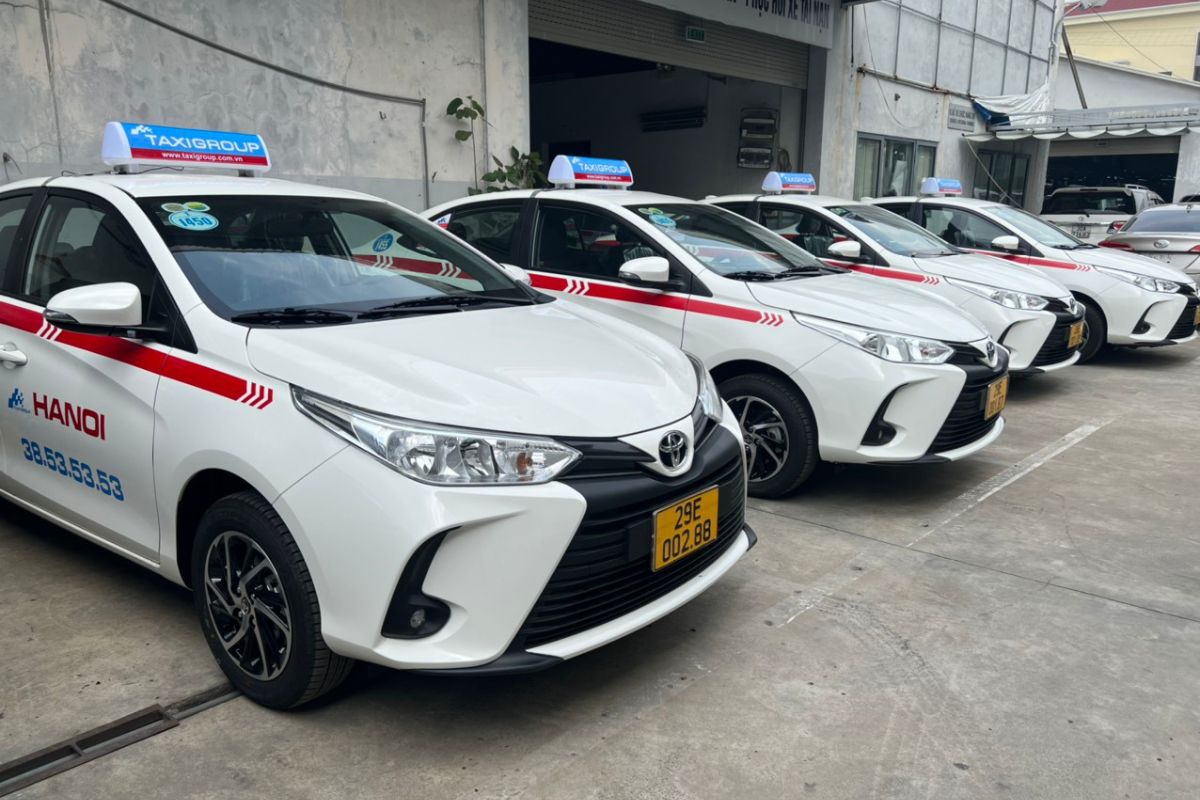 Taxi to Ban Gioc from Hanoi 